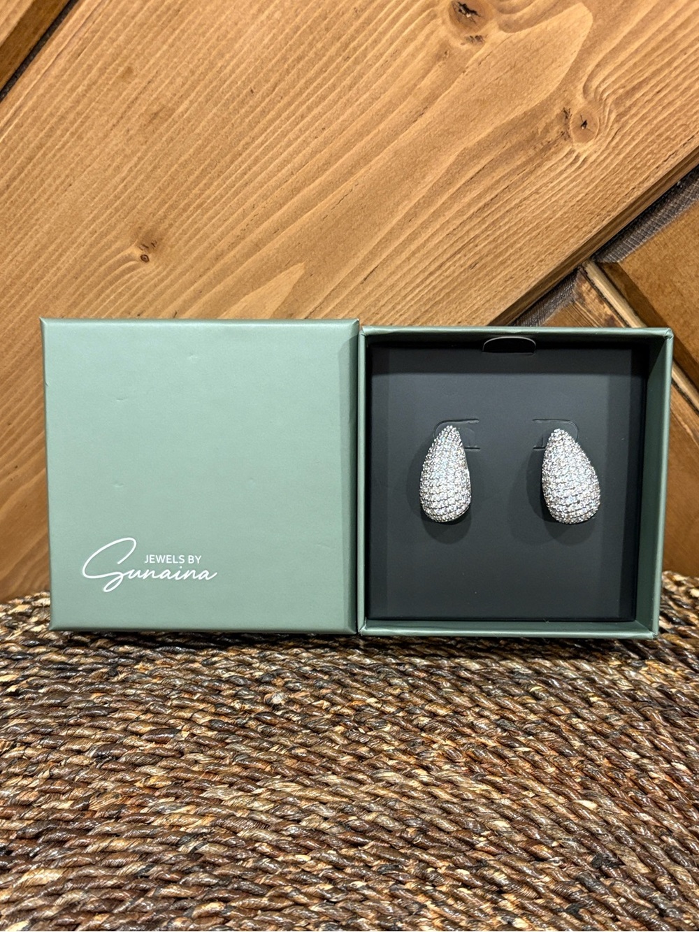 NEW JEWELS BY SUNAINA
Narnia Studs Silver Teardrop